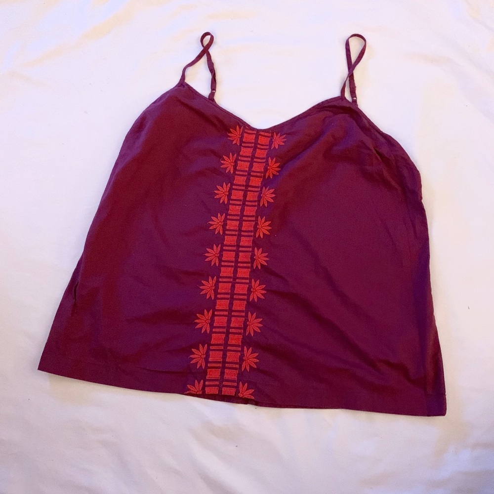 Old Navy Flare Maroon Top with Coral Stitching